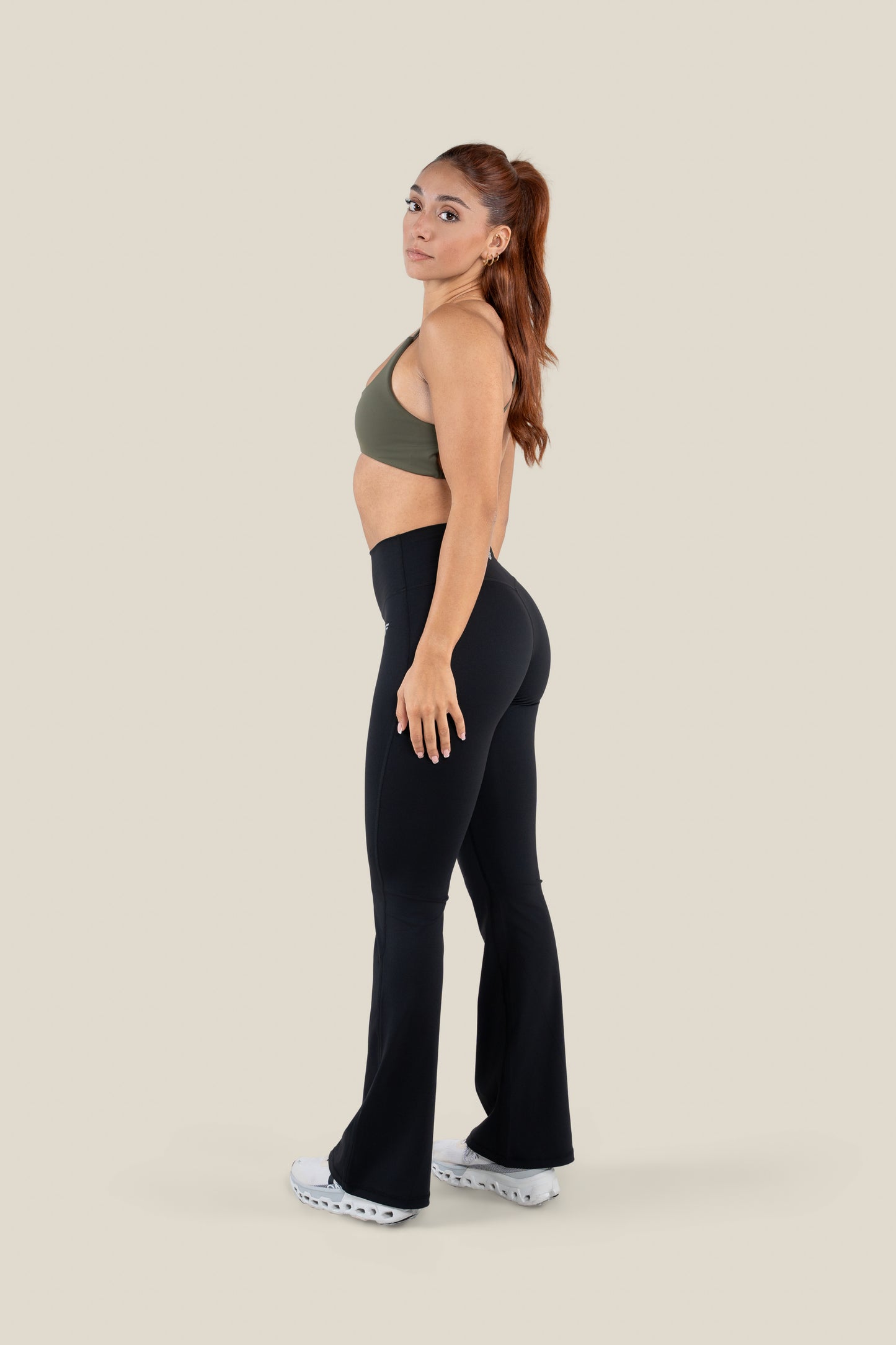 Curve Flow Flared Leggings