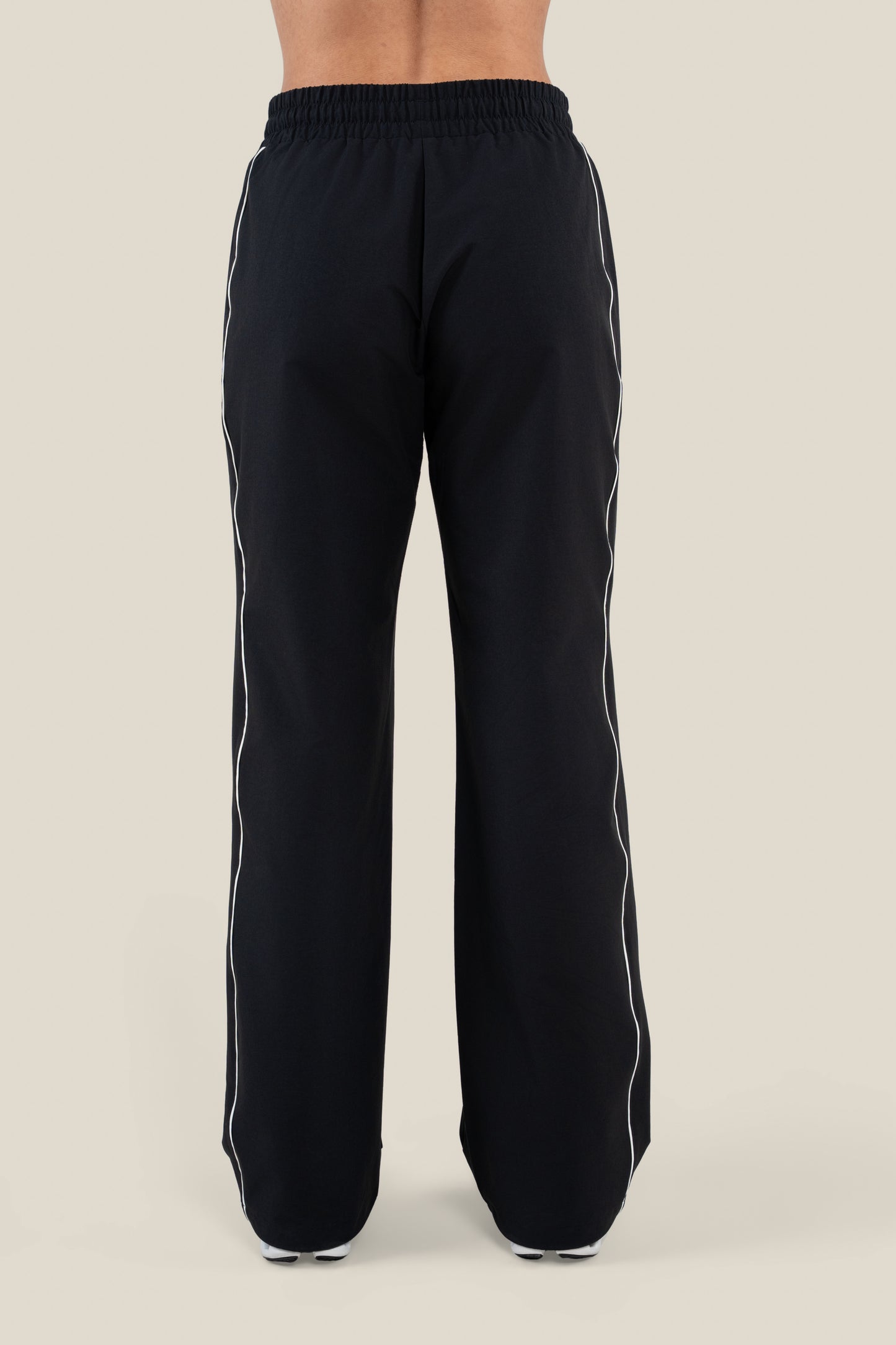 Pipe Line Wide Leg Pant
