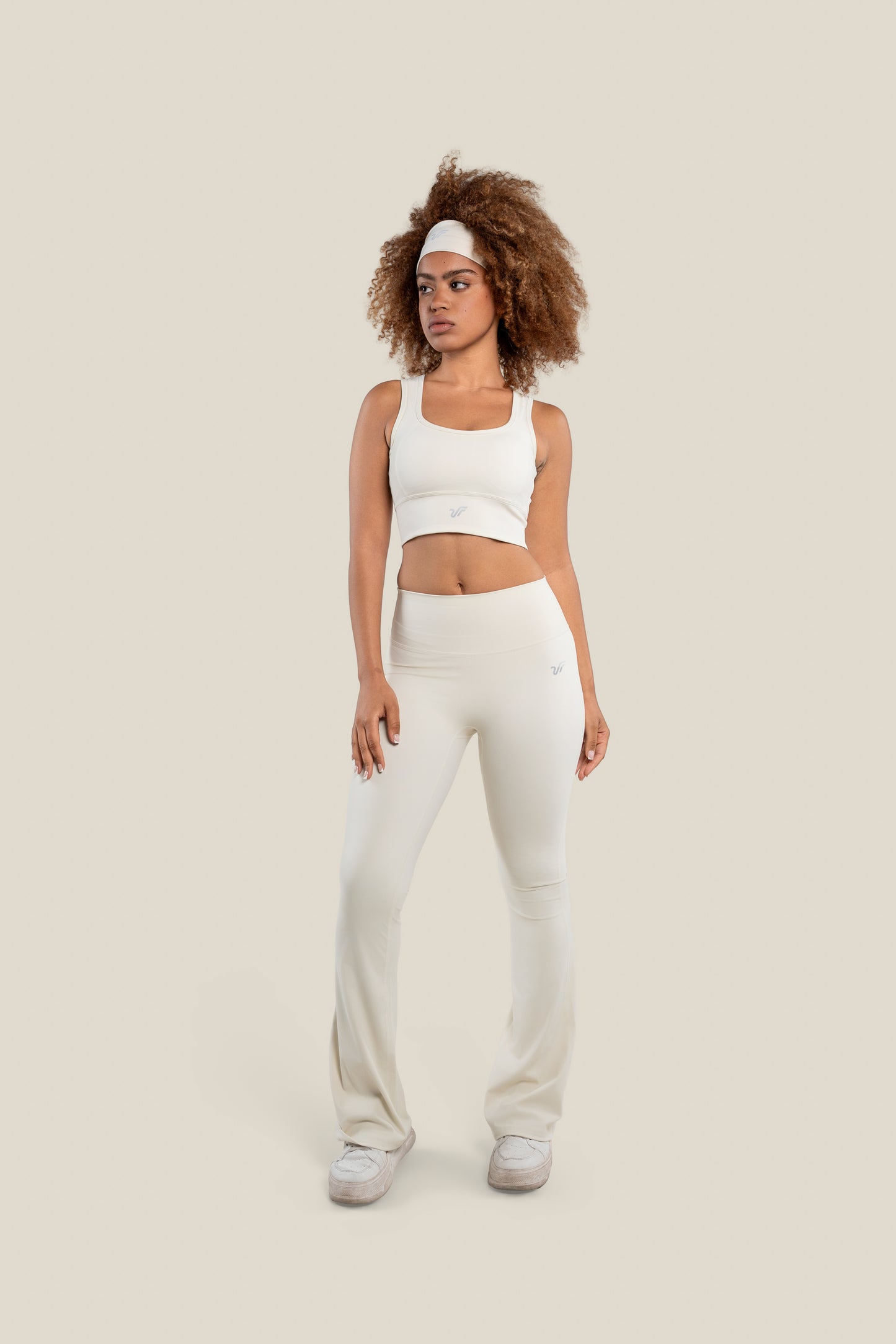 Ivory Flow Set