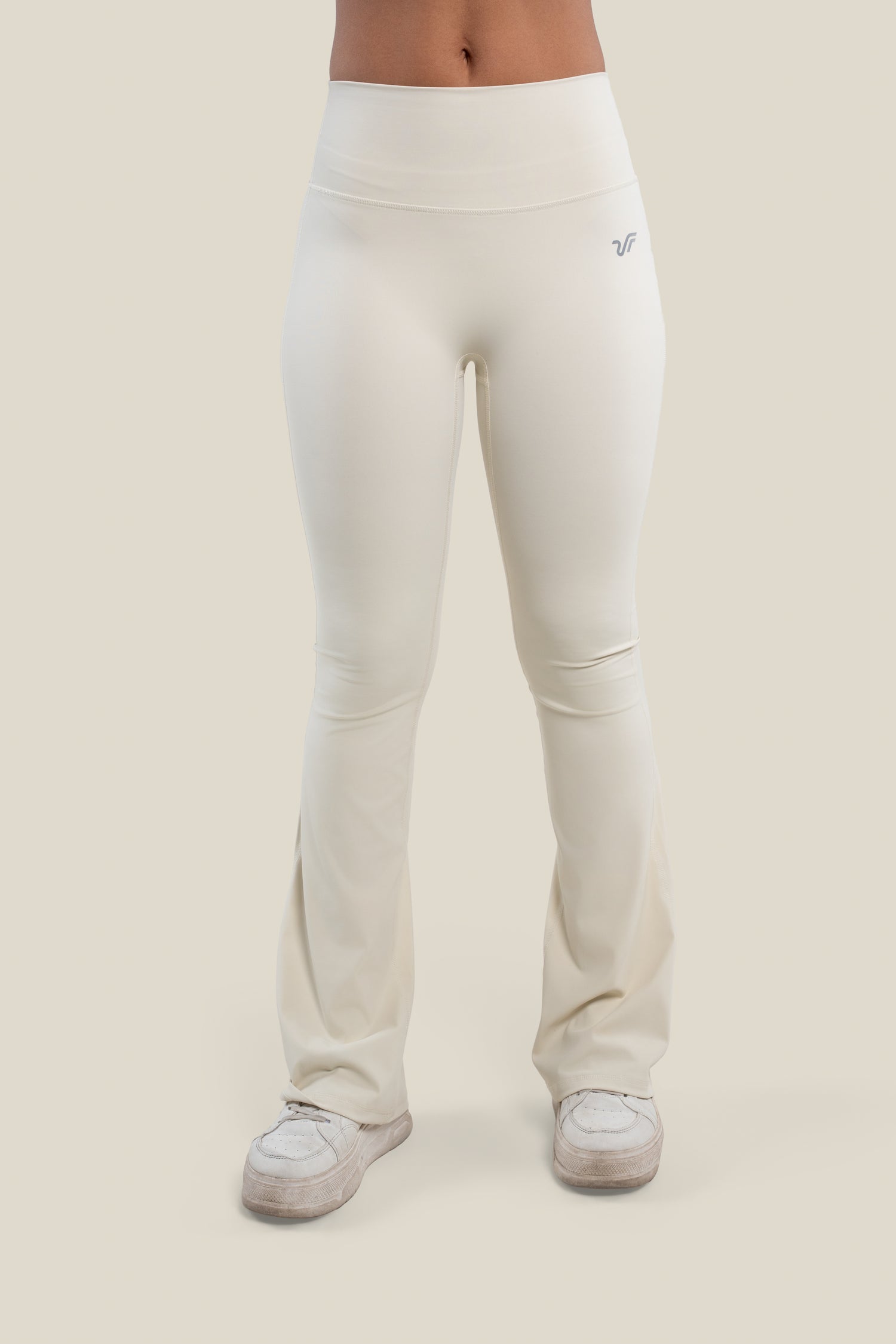 Curve Flow Flared Legging
