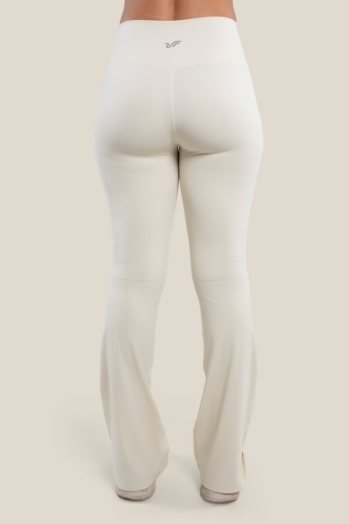 Curve Flow Flared Legging